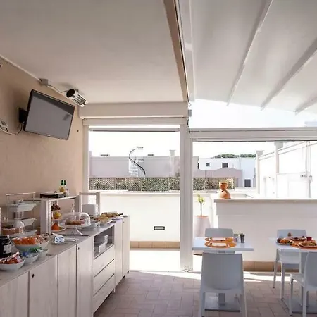 Couette-café Aria Di Mare 3*